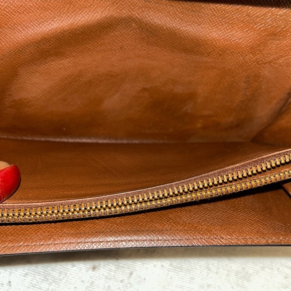 Authentic LOUIS VUITTON Monogram long wallet - Picture 12 of 17